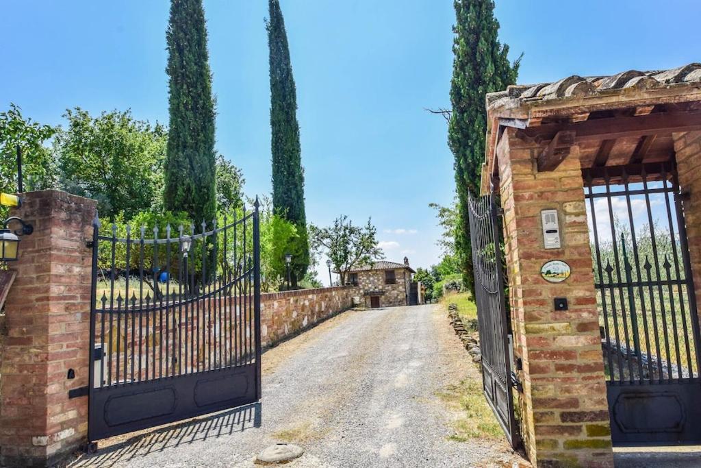 Agriturismo Podere Biancospino Piscina Privata تْشيانشانو  تيرمي المظهر الخارجي الصورة