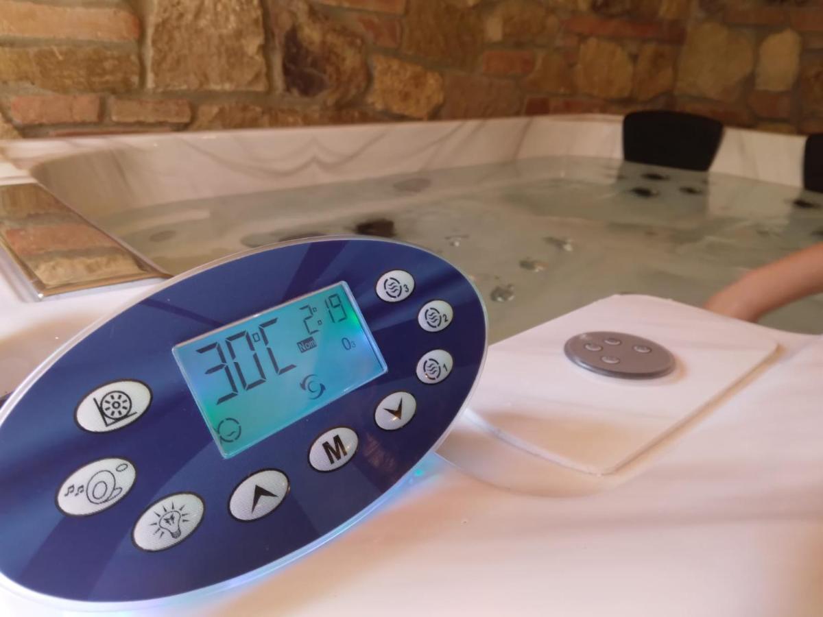 Agriturismo Podere Biancospino Piscina Privata تْشيانشانو  تيرمي المظهر الخارجي الصورة