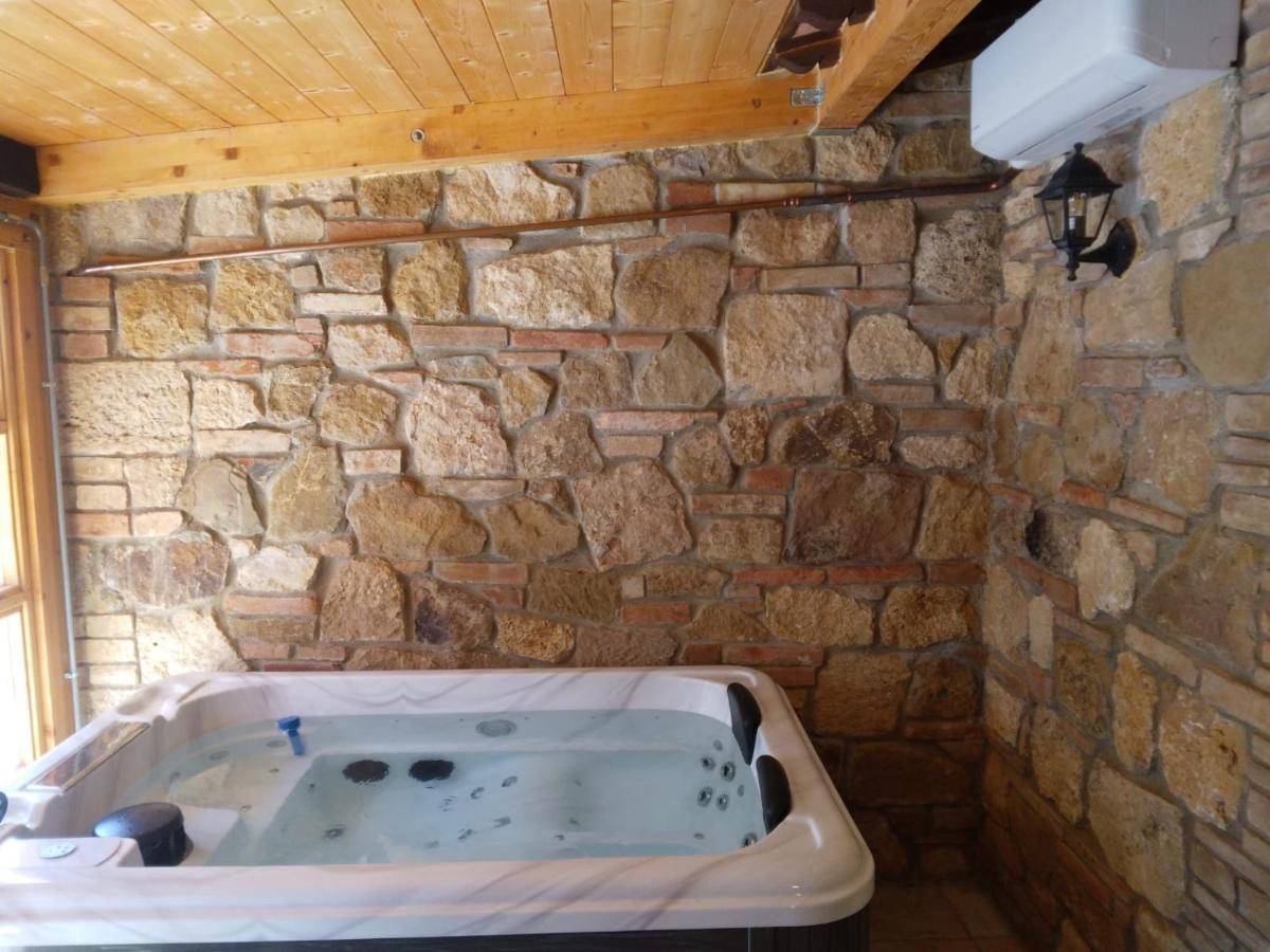 Agriturismo Podere Biancospino Piscina Privata تْشيانشانو  تيرمي المظهر الخارجي الصورة