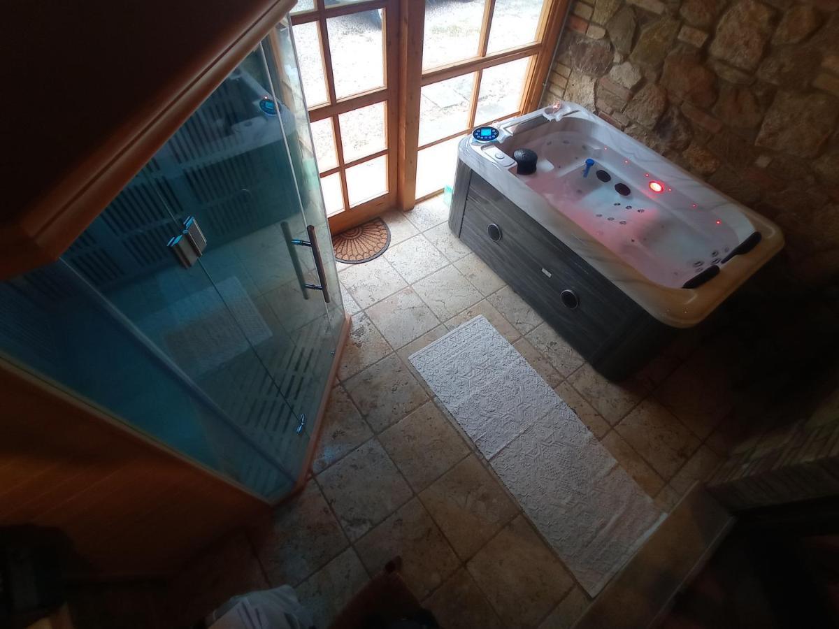 Agriturismo Podere Biancospino Piscina Privata تْشيانشانو  تيرمي المظهر الخارجي الصورة